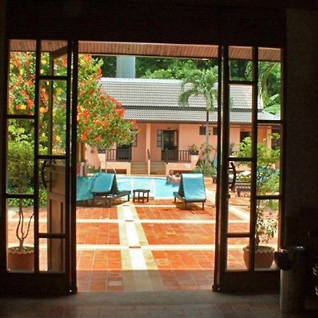 Baan Nern Sai Resort Phuket Ngoại thất bức ảnh
